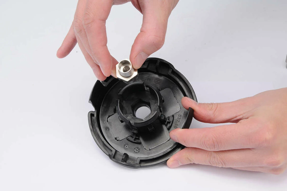 FLO Головка для кріплення жилки до газонокосарок : Ø=2,4- 2,7 мм, 5 адаптерів, Ø=123 мм, h=70 мм  | 