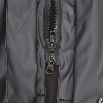 YATO Костюм з капюшоном водонепроникний YATO,розм.XXXL,100%поліестр покритий PU,3 кишені,з вент.отво