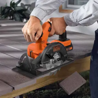 Пила циркулярная аккумуляторная BLACK+DECKER BDCCS18
