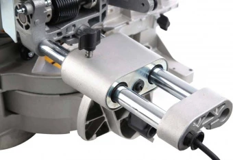 Пила торцовочная универсальная  DeWalt, 1500 Вт, диск 305х30мм, 3000 об/мин.