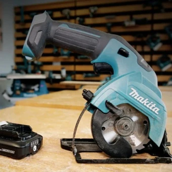 Акумуляторна дискова пила Makita HS301DZ (10.8 В, без АКБ, 85 мм)