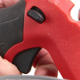 MILWAUKEE Пила дисковая аккумуляторная бесщеточная M18 FCS66-0 FUEL 66 мм по дереву и пластику | 493