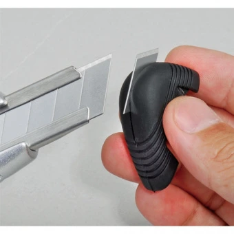 TAJIMA Нож сегментный 18мм Aluminist AC500S, автоматический фиксатор