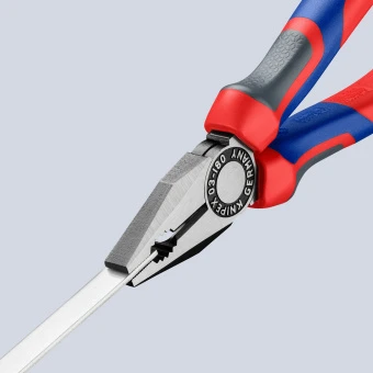 KNIPEX Плоскогубцы комбинированные 180 мм 03 02 180 | 03 02 180
