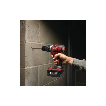 MILWAUKEE Дриль-шурупокрут з ударом акумуляторний , M18 BPD-202С, 50Нм  | 4933443515