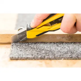 STANLEY Нож с магазином и стопорным винтом, 18 мм выдвижное лезвие, 6 запасных лезвий.