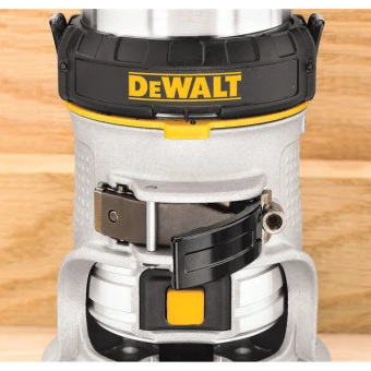 Фрезер окантовочный DeWALT D26200