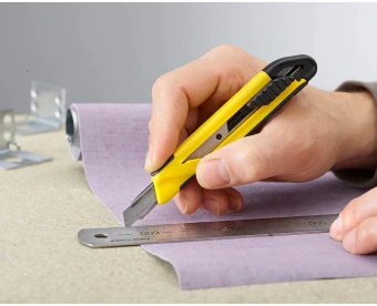 Ніж STANLEY, 9-мм лезо з сегментами, що відламуються, L = 140 мм. | STHT0-10264