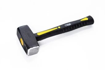 Кувалда с фиберглассовой рукояткой (1500гр) СИЛА