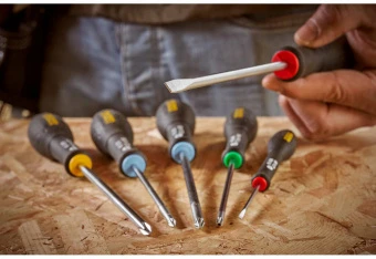 Викрутка STANLEY"FatMax", шліц SL10х200мм, жало, що розширюється. | 0-65-139