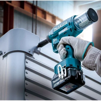 Акумуляторний заклепувальний пістолет Makita DRV150Z (18 В, без АКБ, 10 кН)
