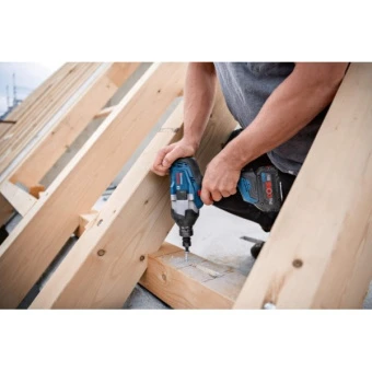 Акумуляторний ударний гайковерт Bosch GDS 18V-1050 H (2х18 В, 5 А*год) (06019J8522)