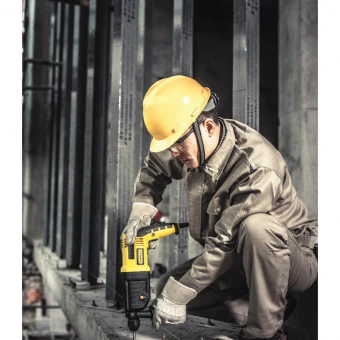 STANLEY STHR202K Перфоратор 2 кг горизонтальный, SDS-Plus, 620 Вт, 2 режима, 1,34 Дж в кейсе