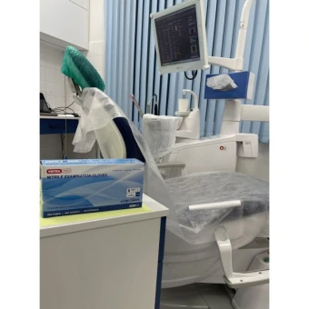 Рукавички нітрилові оглядові нестерильні КВІТКА PRO (M / 8", 100 шт.)