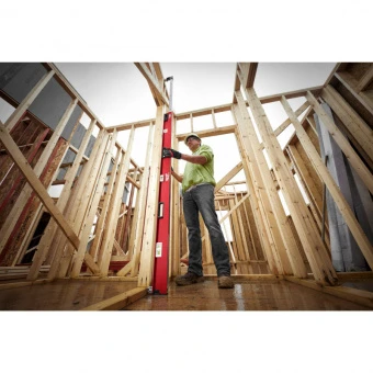 MILWAUKEE Уровень выдвижной 200см-366см 4932471355 | 4932471355