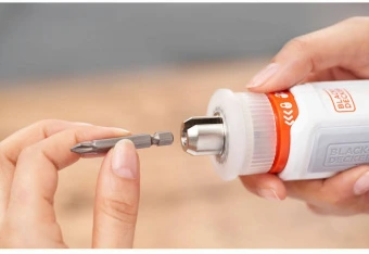 Акумуляторна викрутка  BLACK+DECKER 3,6 В, 180 об/хв, 5.5Нм,стандарт с LED подсветкой