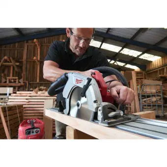 MILWAUKEE Пила ручна дискова , CS 85 CBE, 2200Вт, Ø235мм | 4933451116