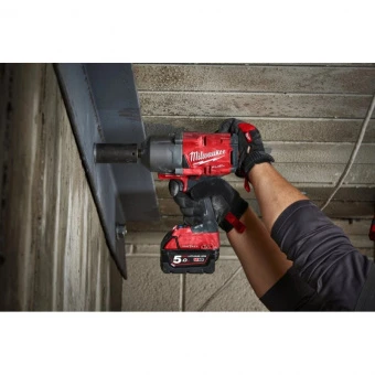 MILWAUKEE Гайковерт высокомоментный 1/2" (1491 Нм) M18 FUEL ONEFHIWP12-502X ONE-KEY (2акб+ЗУ+кейс) |