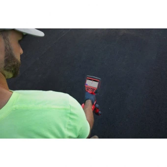 MILWAUKEE Аккумуляторный локатор M12 PL-0C | 4933471995