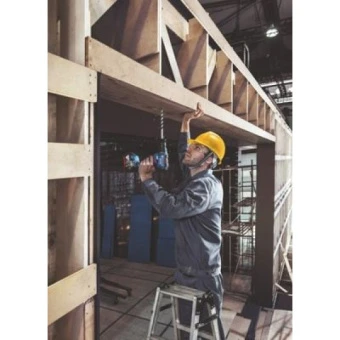 Акумуляторна дриль-шуруповерт Bosch GSR 18 V-50 + набір біт (2х18 В) (06019H5004)