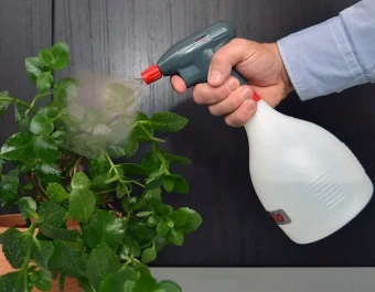 Обприскувач акумуляторний ручний SOLO, Li-Ion, 3.7 В, 1.4 Аг, вага 0.3 кг | solo 260