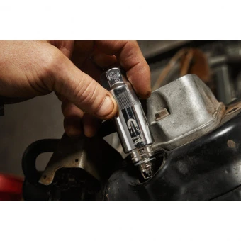 MILWAUKEE Торцевая головка свечная 3/8'' 20.8мм с магнитом | 4932480678