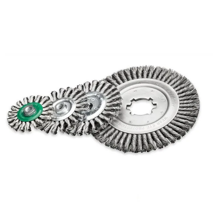 Щетка дисковая 200х22.2 мм, нерж. проволока 0.5 мм, Z36 жгутов, 9000 об / мин LESSMANN