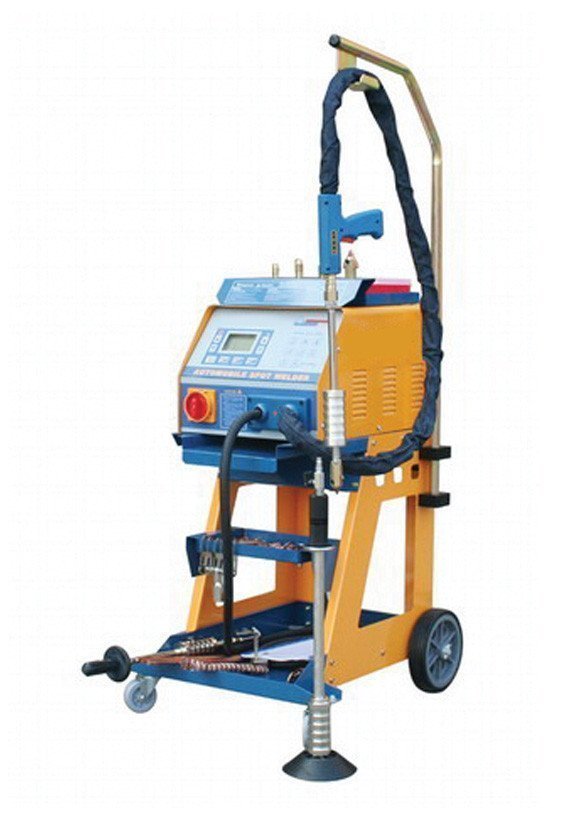 Споттер для кузовного ремонта 220V, 5800A G.I.KRAFT GI12112-220