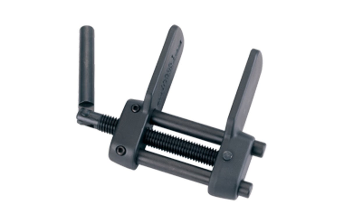 KING TONY Инструмент для разжима тормозных цилиндров (дисковые) | 9BC21