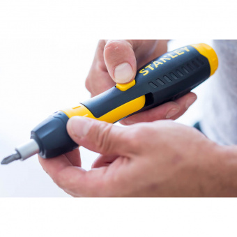 STANLEY 0-63-038 Отвертка реверсивная с насадками 38 ед. комплект на блистере