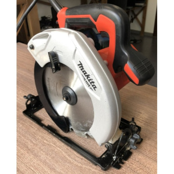 Дискова пила Makita M5802 (1.05 кВт, 190 мм)