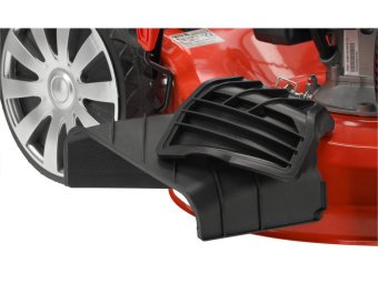 Газонокосарка бензинова YATO з приводом: 4,5кВт, ширина різання: Ø= 56 см, травозбірник- 62л