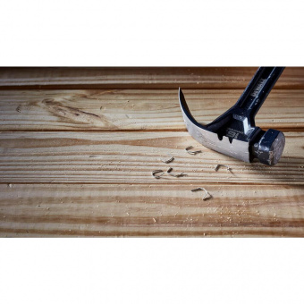 DeWALT Молоток "CURVE-CLAW", суцільнометалевий, вага головки 454 г, з загнутим цвяходером,  340 мм.