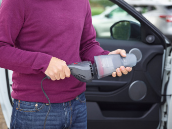 Пилосос автомобільний BLACK+DECKER, 12 В (автомережа),повітряна потужність 8.5 аВт