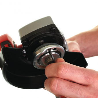 MILWAUKEE Аккумуляторная угловая шлифовальная машина (УШМ, Болгарка) HD28 AG-125-502X 4933448541 | 4