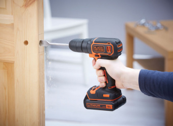 Дриль-шурупокрут акумуляторна BLACK + DECKER, 18В, 0-650 об/хв, 30 Нм, один акумулятор 1.5Ач