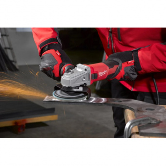 MILWAUKEE Шліфмашина кутова , AGV 13-125 XE, 1250Вт, Ø125мм | 4933451218