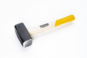 Кувалда с деревянной рукояткой (1500гр) СИЛА