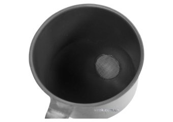 Лійка чорна VOREL : висота- 160 мм, зовн/внутр діаметр- 130x120 мм, довжина- 144 мм [70]