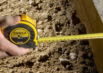 STABILA Рулетка Type BM40 : L= 5 м х 19 мм, поліамідне покриття стрічки, гачок Spikes | 17740