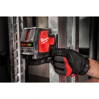 MILWAUKEE Нівелір лазерний лінійно-точковий акумуляторний , L4 CLLP-301C | 4933478099