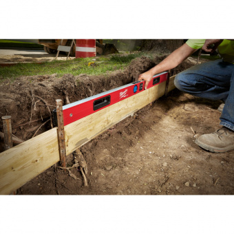 MILWAUKEE Рівень цифровий акумуляторний , L4 REDSTICK, 120см | 4933471979