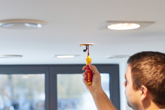 WIHA 41912 Электрическая отвертка, комплект 2, speedE® с насадками