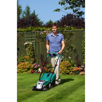 Акумуляторна газонокосарка Bosch Rotak 32 LI (36 В, 4 А*год, 320 мм) (0600885D06)