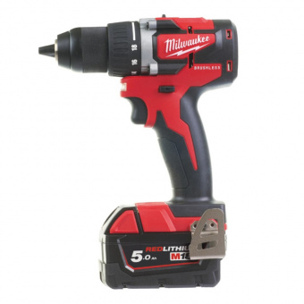 MILWAUKEE Дрель-шуруповерт аккумуляторная M18 CBLDD-502C крут.мом.60Нм +з/у+аккумулятор | 4933464556