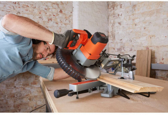 Пила торцювальна мережева BLACK+DECKER, 2100 Вт, диск 254х30 мм, 5000 об/хв, XPS, вага 18.5 кг