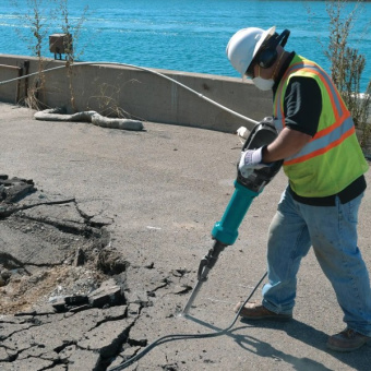 Відбійний молоток Makita HM1812 (2 кВт, 72.8 Дж)