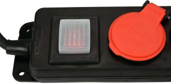 YATO Подовжувач ел.-мережевий YATO: l=3м, колодка з 3 гніздами і вмик, 3-жильний Ø=1,5 мм², з заземл