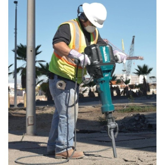 Відбійний молоток Makita HM1812 (2 кВт, 72.8 Дж)