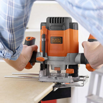 Фрезер BLACK+DECKER KW1200EKA
